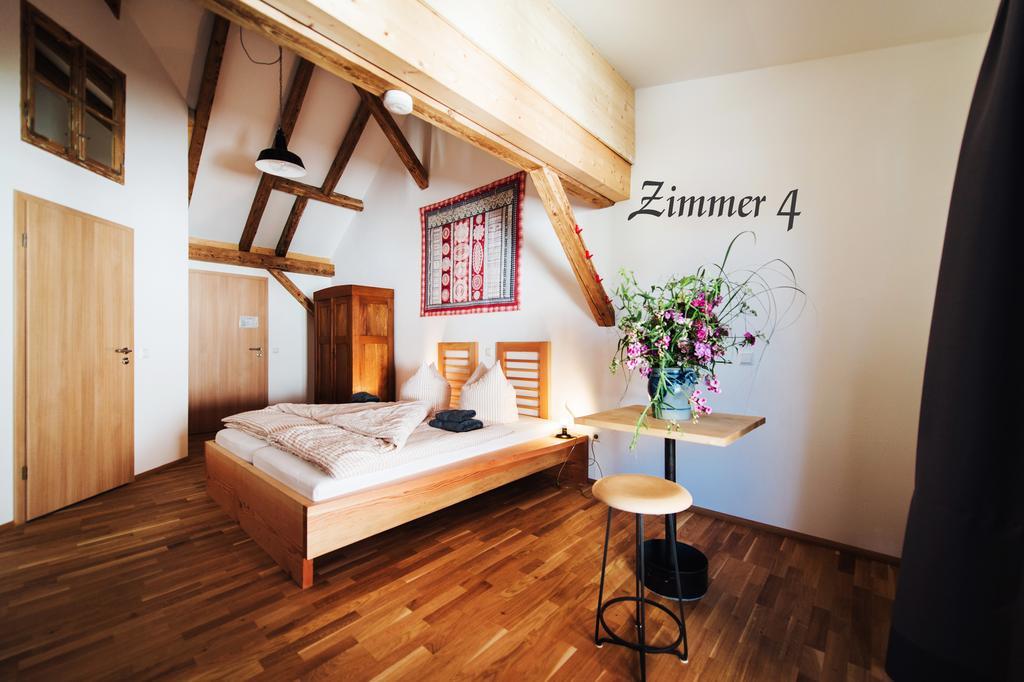 Alte Kass Hotel & Kaffeehaus Neidlingen Екстериор снимка